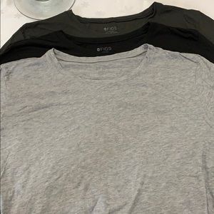 Set of 3 FIGS long sleeve tees